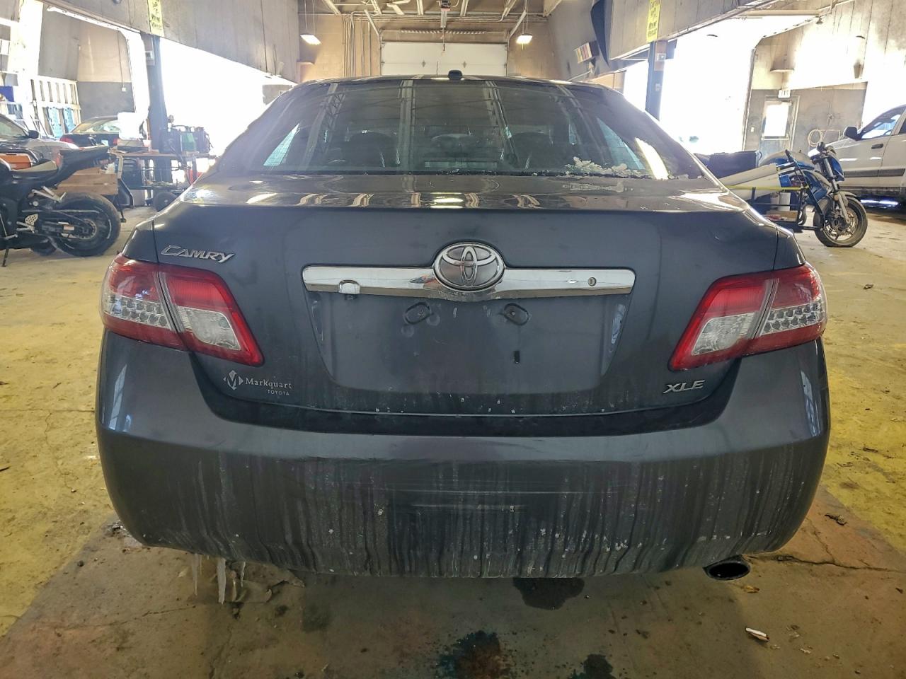 2011 TOYOTA CAMRY BASE photo 6