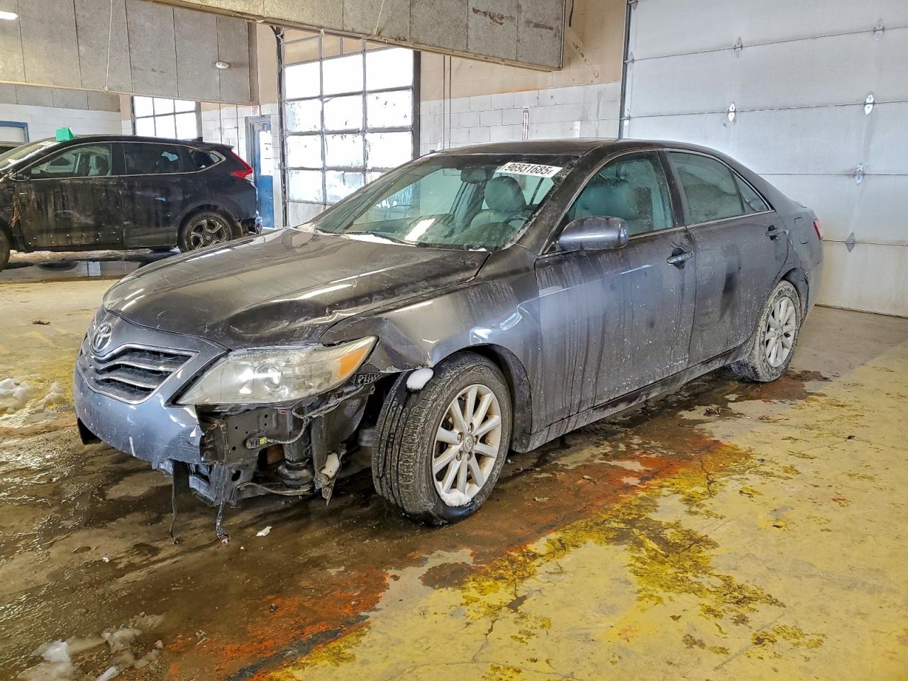 2011 TOYOTA CAMRY