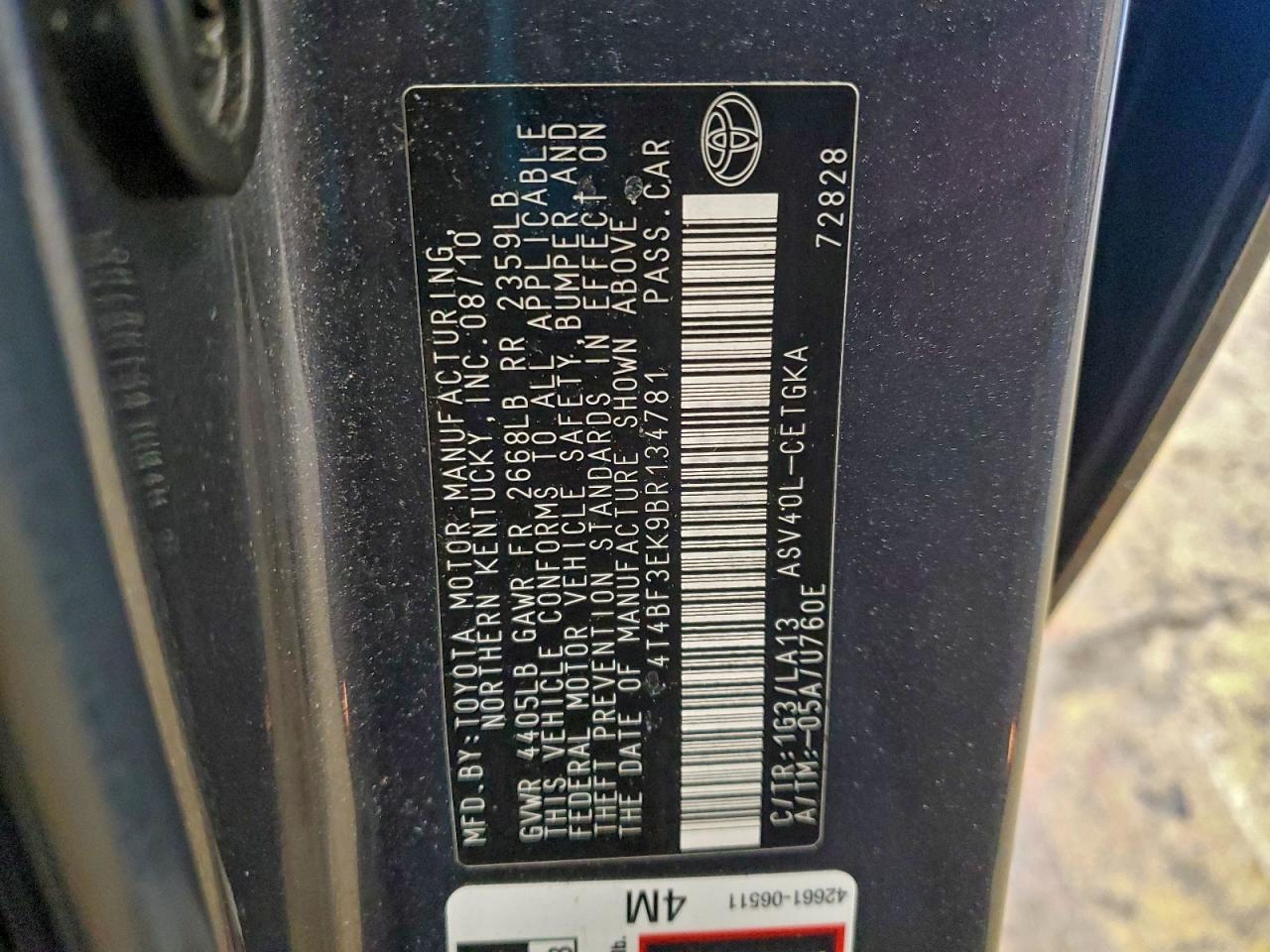 2011 TOYOTA CAMRY BASE photo 12