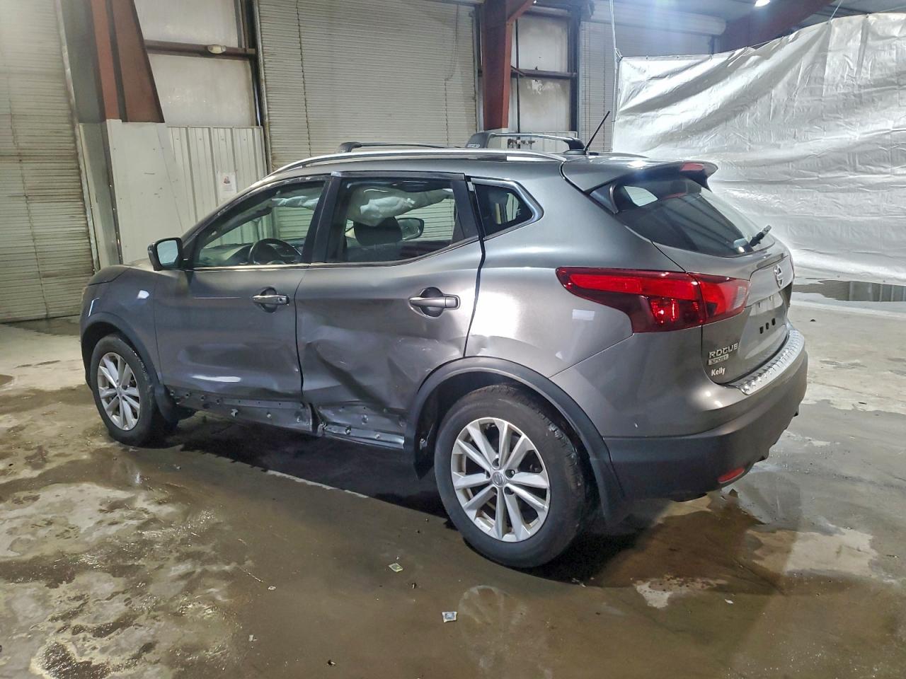 2018 NISSAN ROGUE SPORT S photo 2