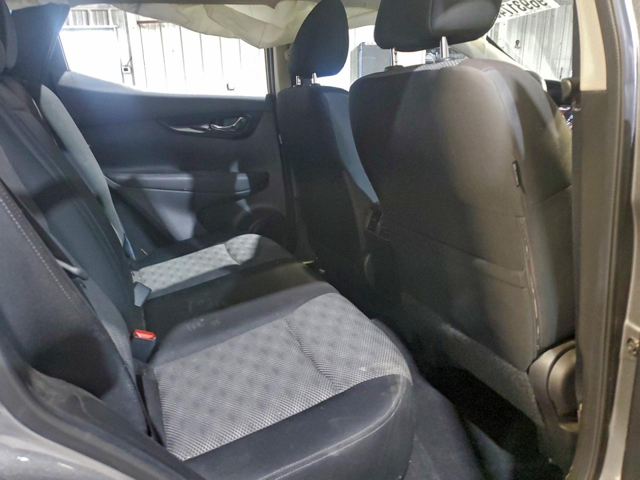 2018 NISSAN ROGUE SPORT S photo 11
