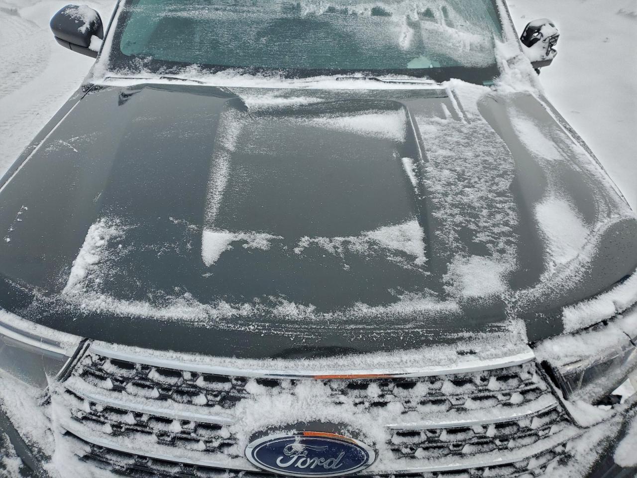 2023 FORD EXPLORER XLT photo 34
