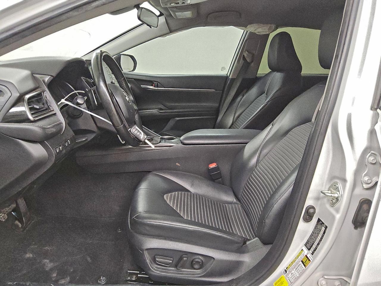 2023 TOYOTA CAMRY SE NIGHT SHADE photo 7