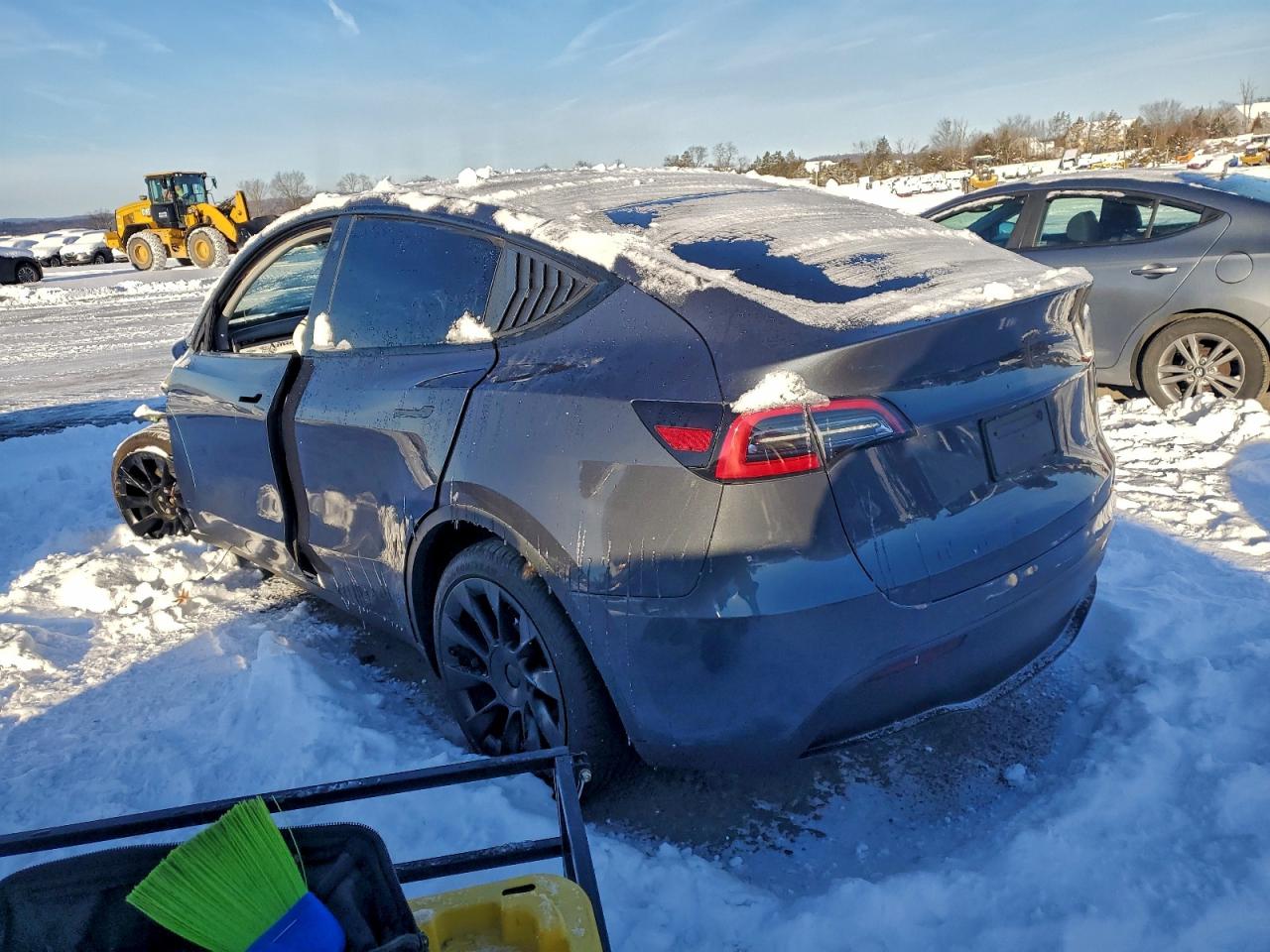 2021 TESLA MODEL Y photo 2
