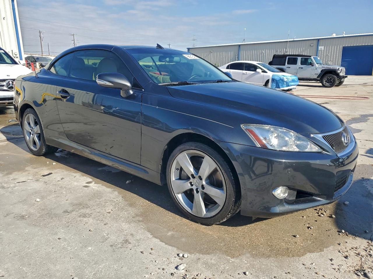 2010 LEXUS IS 350 photo 4