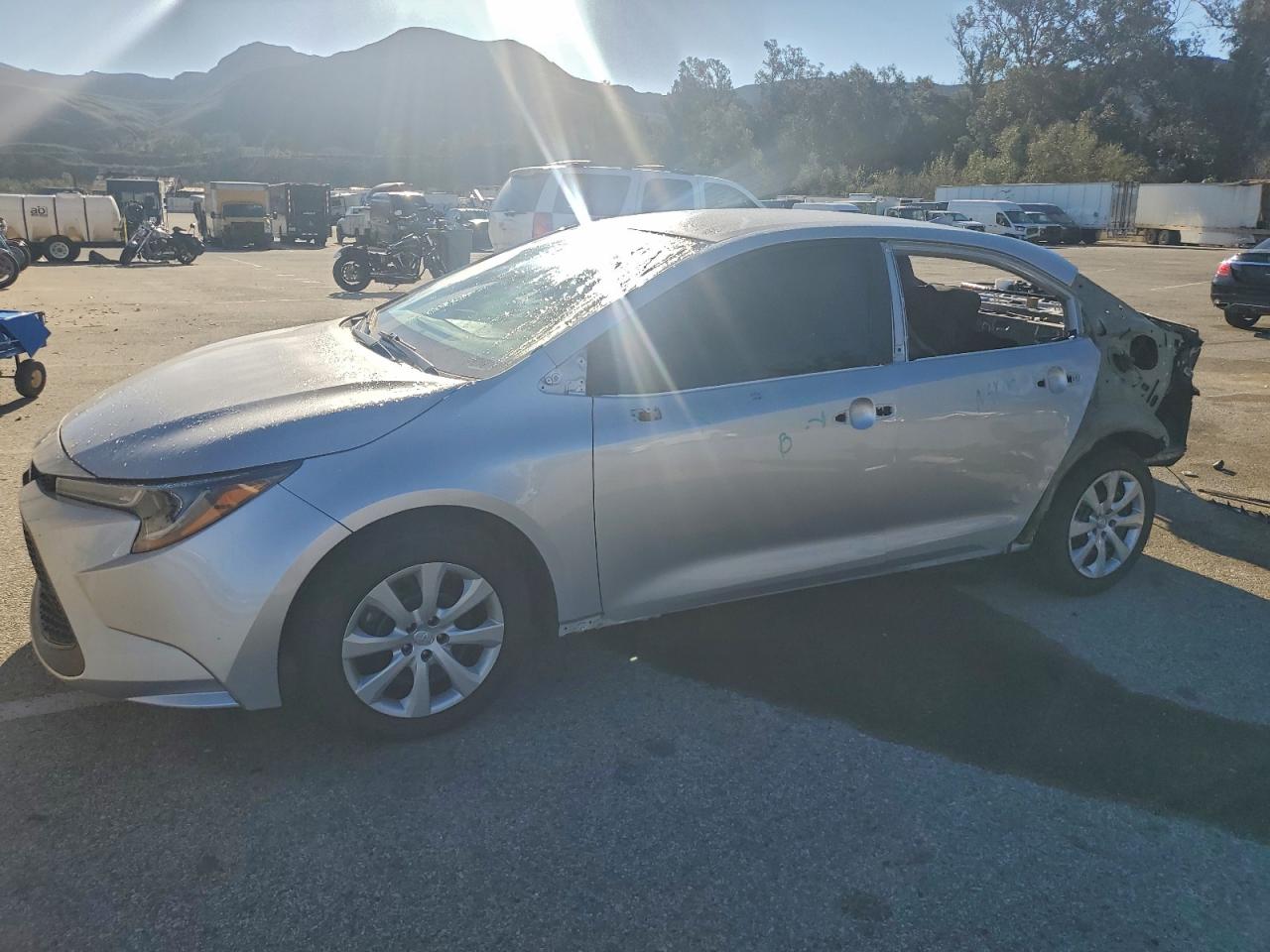 2021 TOYOTA COROLLA
