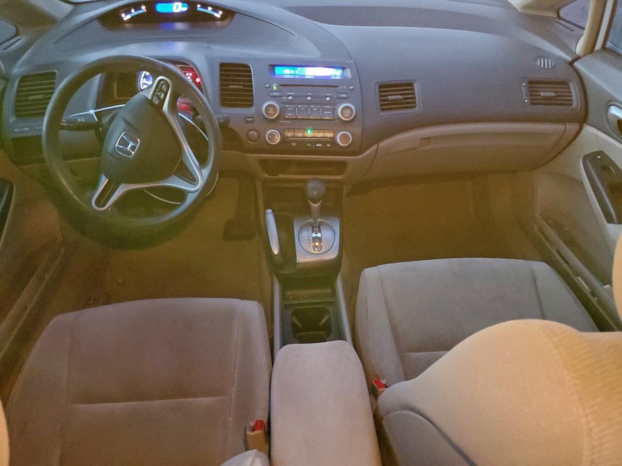 2010 HONDA CIVIC LX photo 8