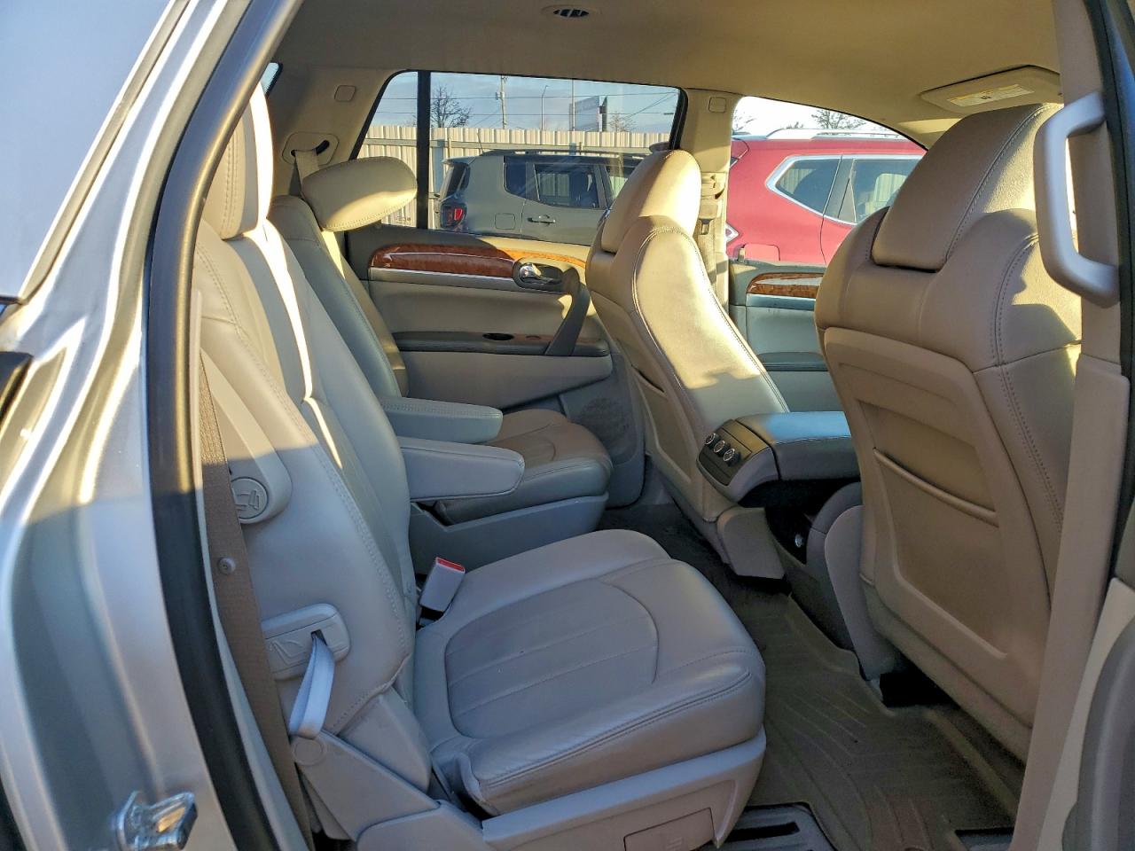 2011 BUICK ENCLAVE CXL photo 11
