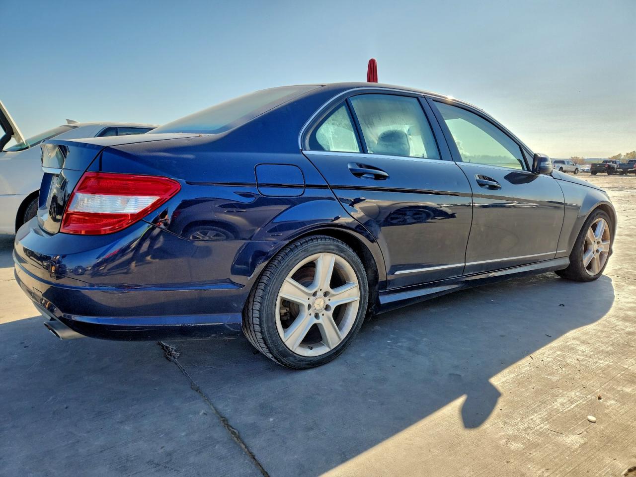 2011 MERCEDES-BENZ C 300 photo 3