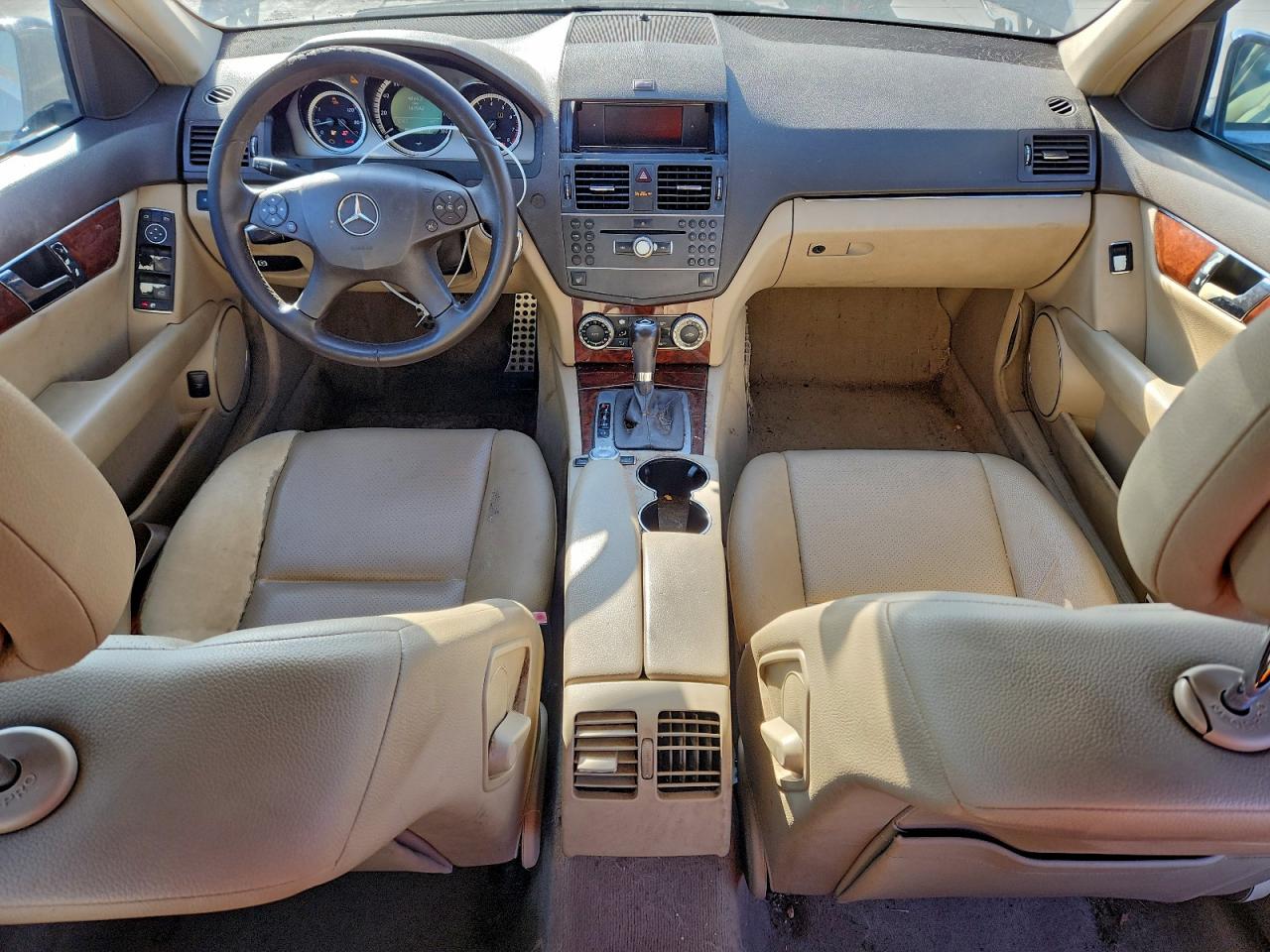 2011 MERCEDES-BENZ C 300 photo 8