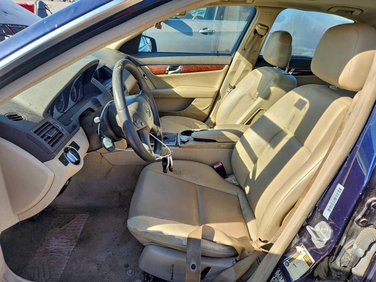 2011 MERCEDES-BENZ C 300 photo 7