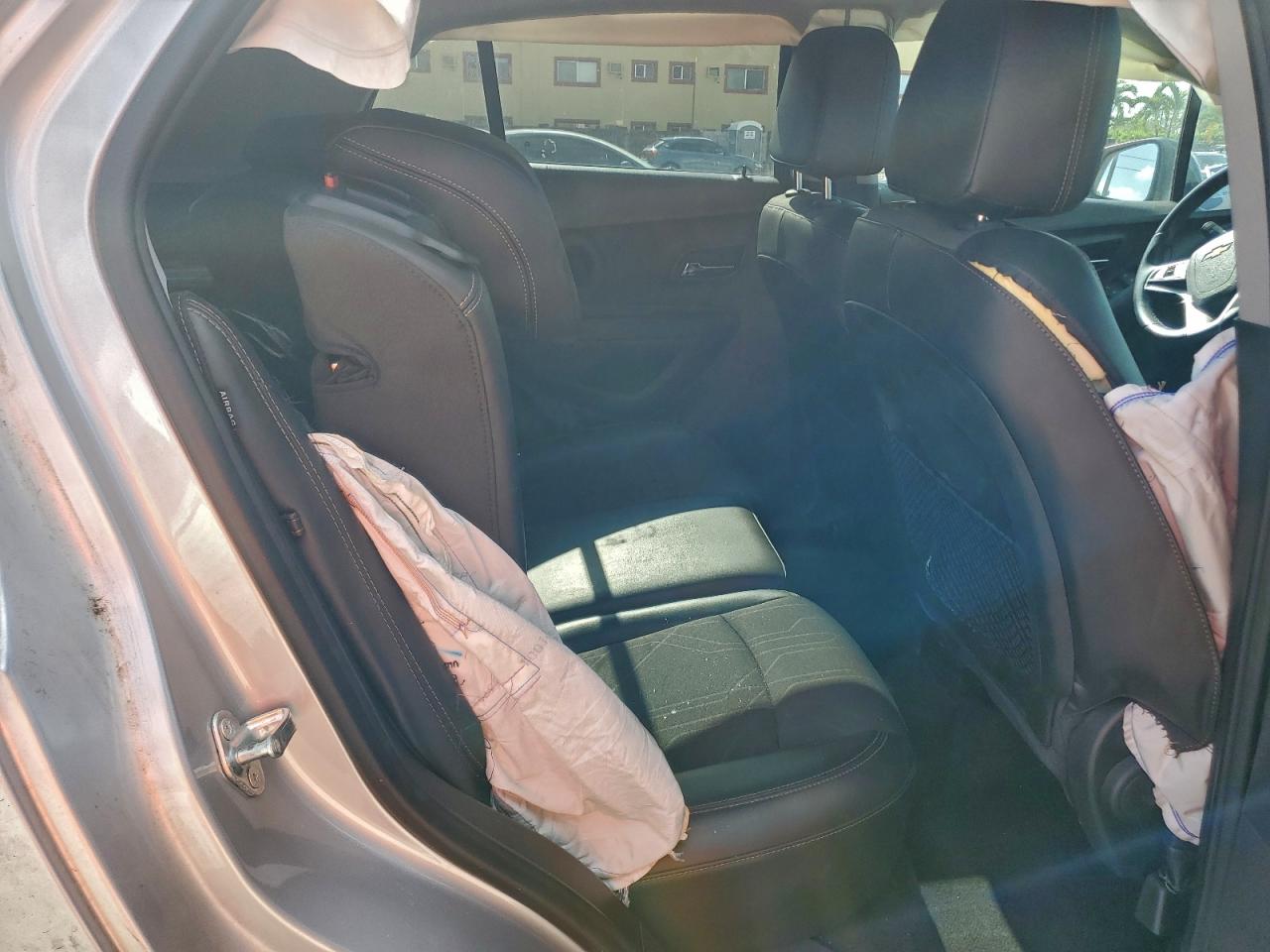 2019 CHEVROLET TRAX 1LT photo 11