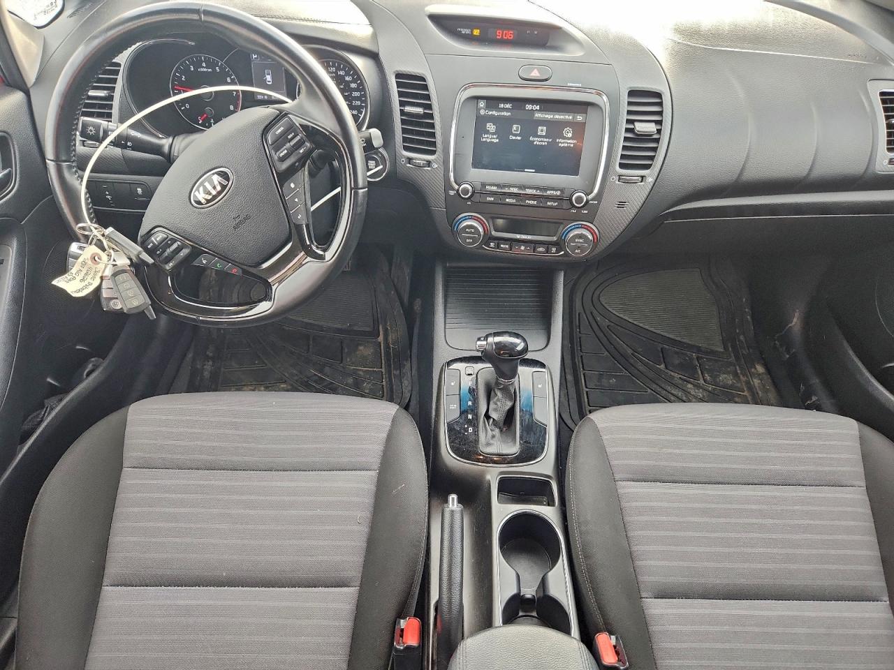2017 KIA FORTE EX photo 8