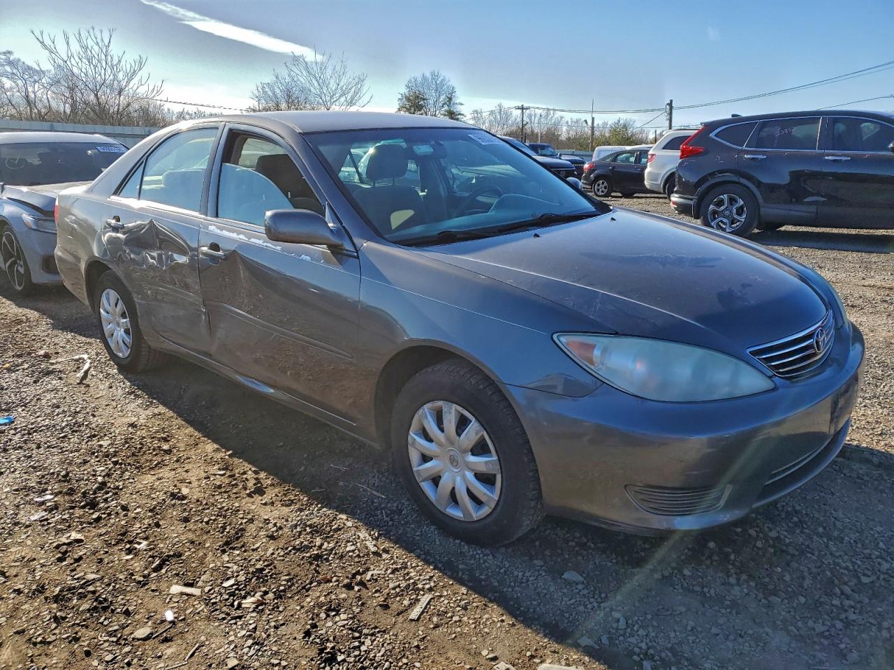 2005 TOYOTA CAMRY LE photo 4