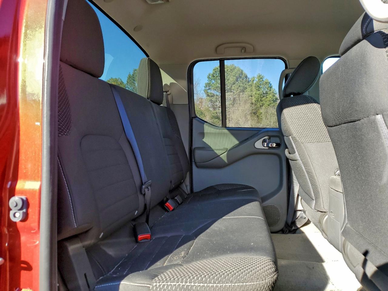2018 NISSAN FRONTIER S photo 10