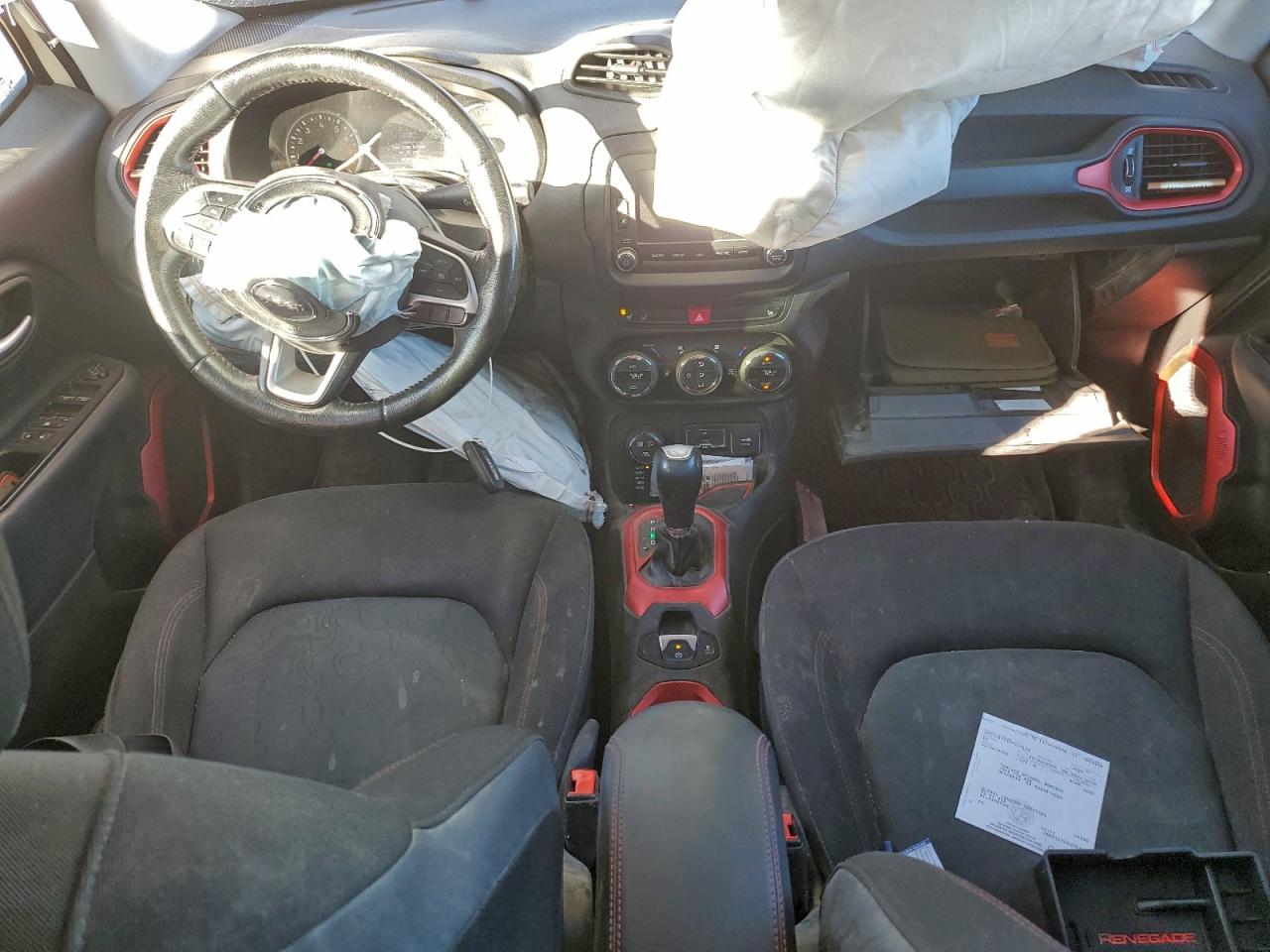 2015 JEEP RENEGADE TRAILHAWK photo 8