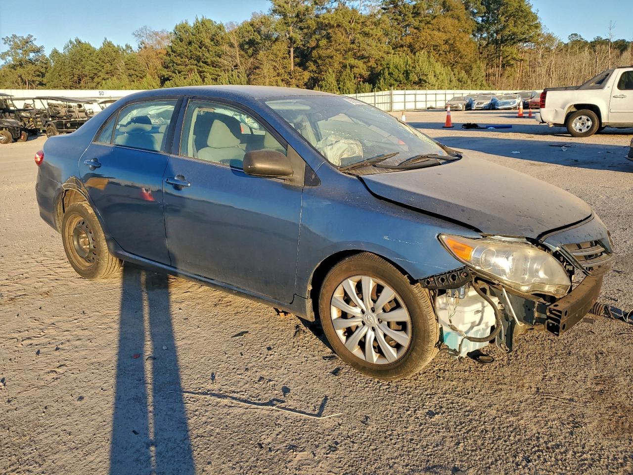2013 TOYOTA COROLLA BASE photo 4