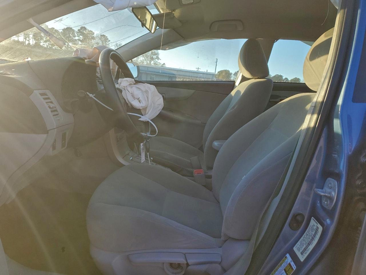 2013 TOYOTA COROLLA BASE photo 7