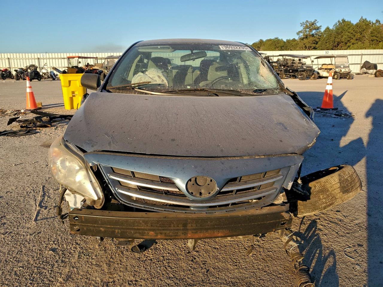 2013 TOYOTA COROLLA BASE photo 5