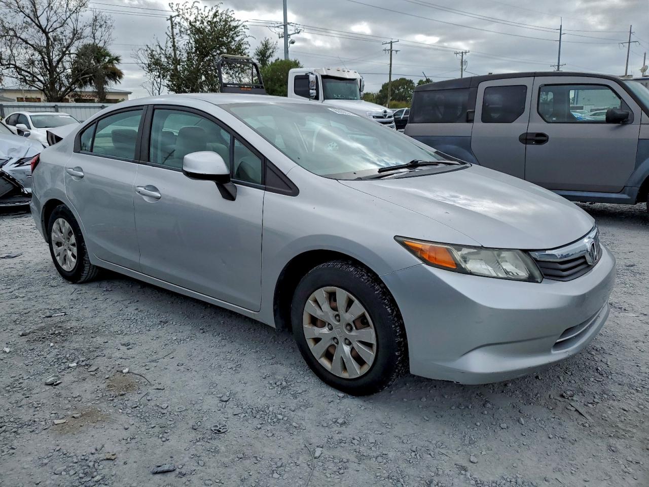 2012 HONDA CIVIC LX photo 4