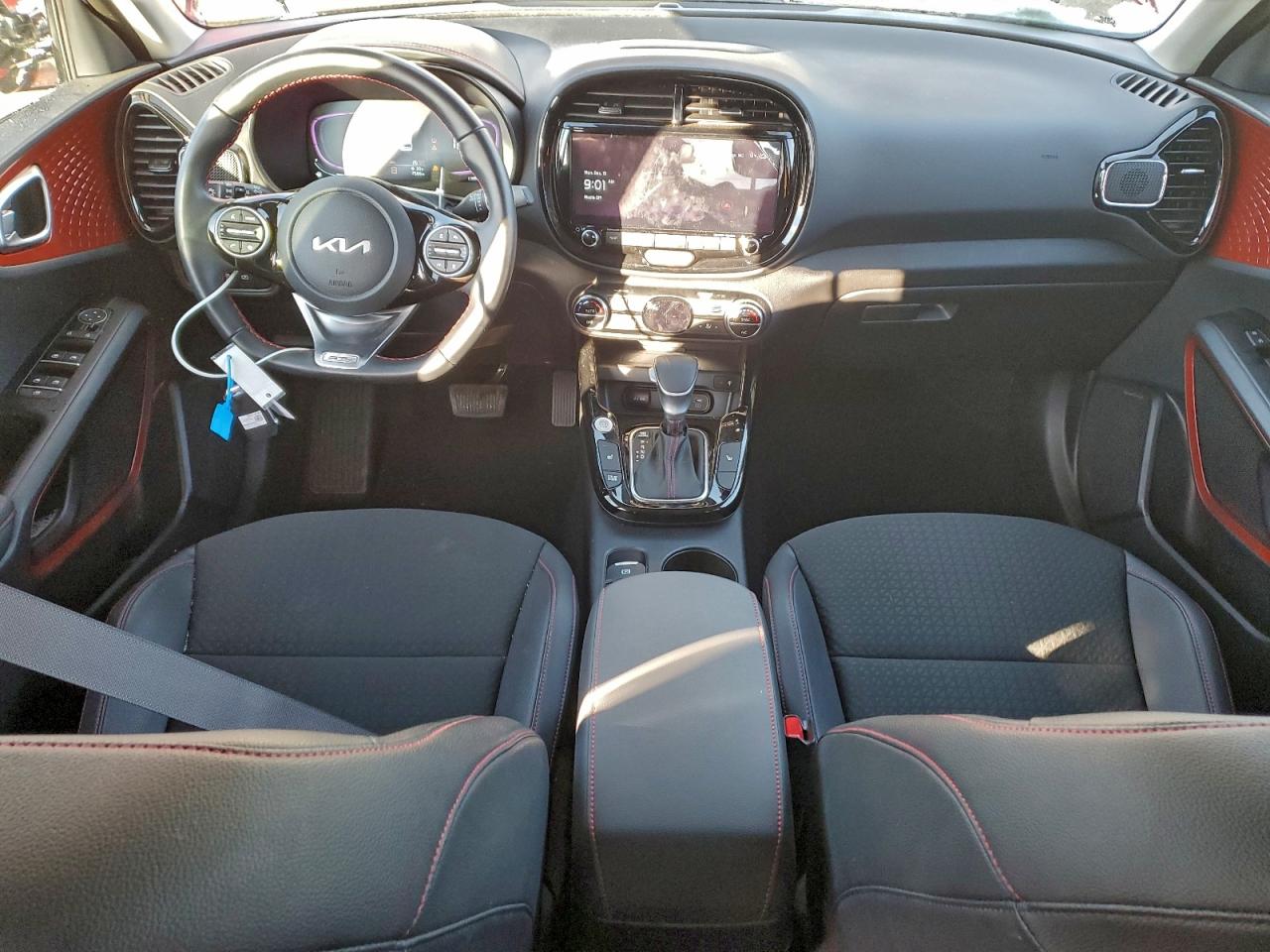 2025 KIA SOUL GT LINE photo 15