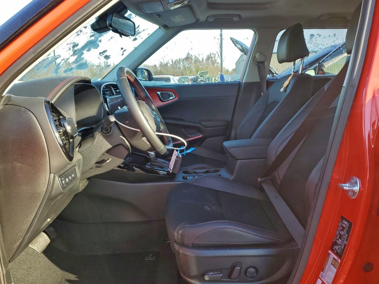 2025 KIA SOUL GT LINE photo 13