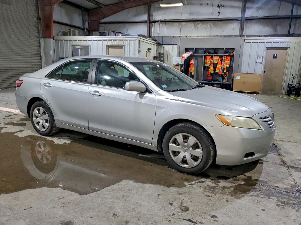 2007 TOYOTA CAMRY CE photo 4