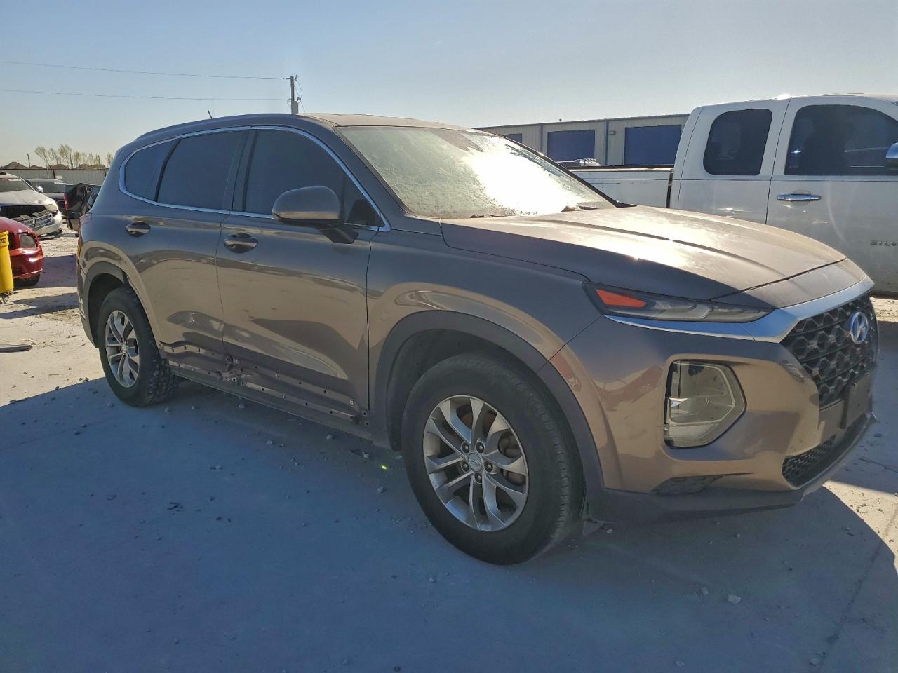 2019 HYUNDAI SANTA FE SE photo 4