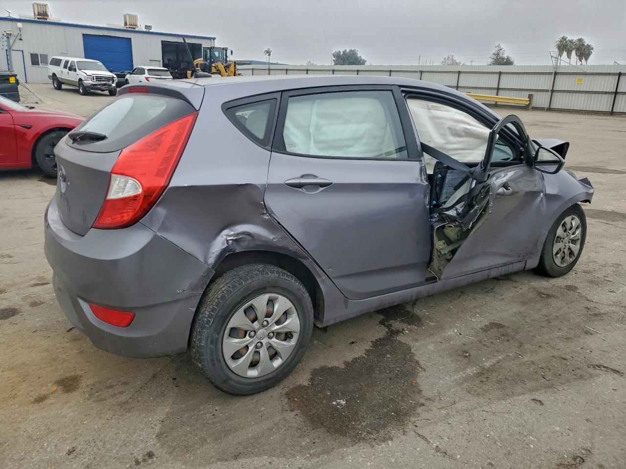 2016 HYUNDAI ACCENT SE photo 3