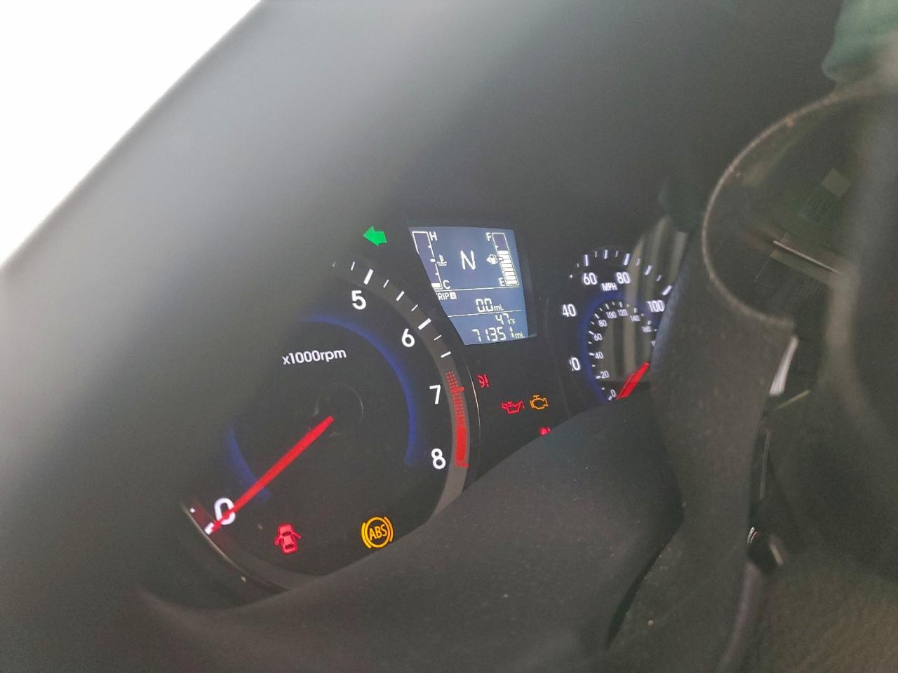 2016 HYUNDAI ACCENT SE photo 9
