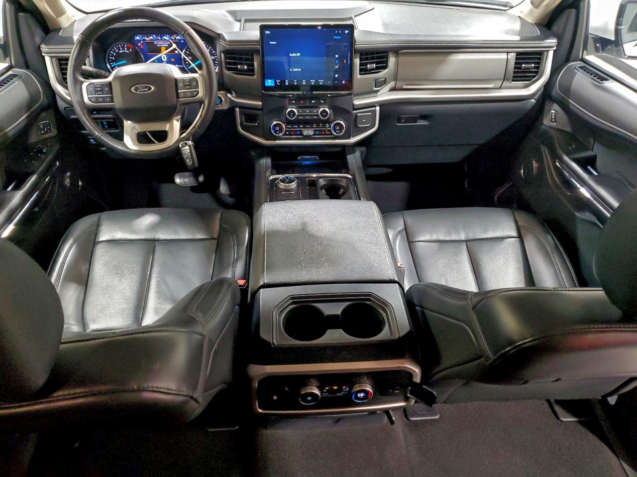 2024 FORD EXPEDITION XLT photo 8