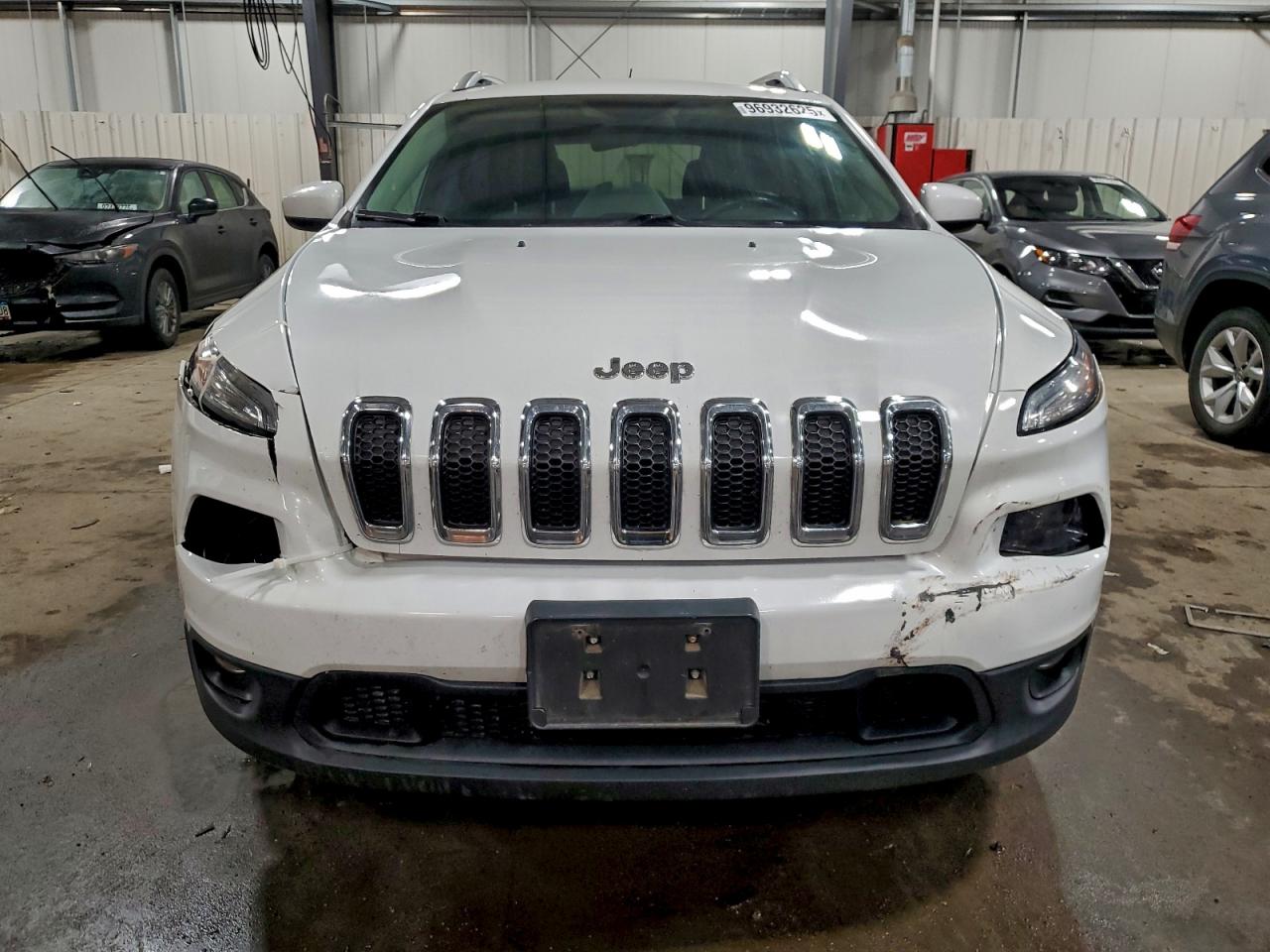 2016 JEEP CHEROKEE LATITUDE photo 5