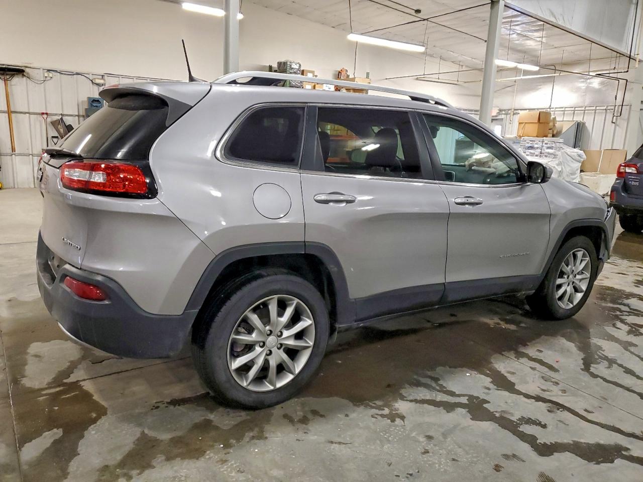 2017 JEEP CHEROKEE LIMITED photo 3