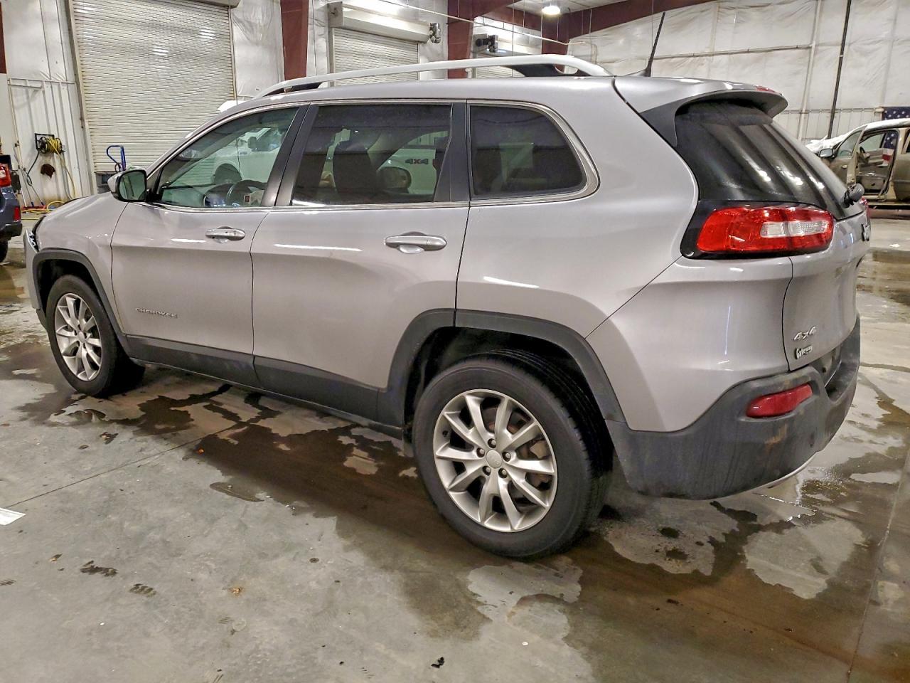 2017 JEEP CHEROKEE LIMITED photo 2