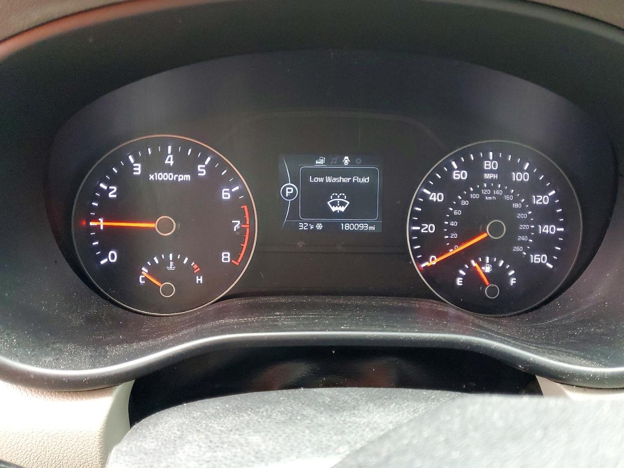 2017 KIA SPORTAGE LX photo 25