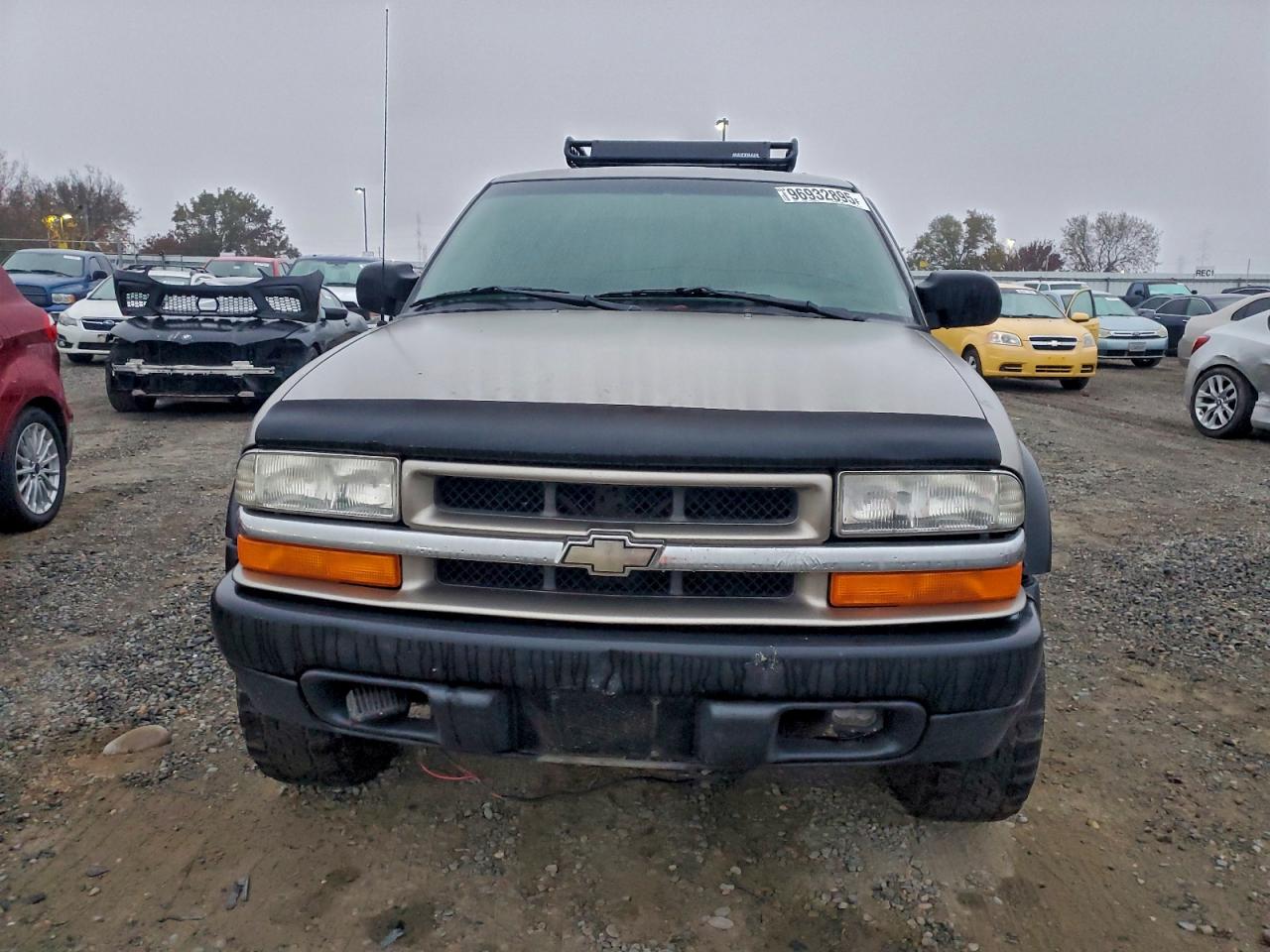 2000 CHEVROLET BLAZER photo 5