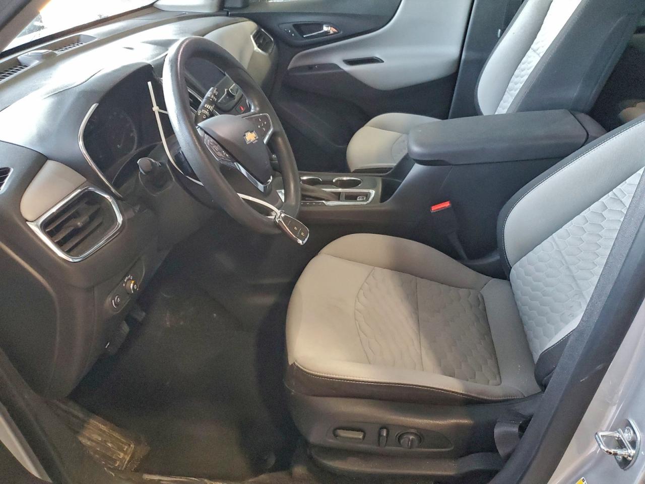 2020 CHEVROLET EQUINOX LS photo 7