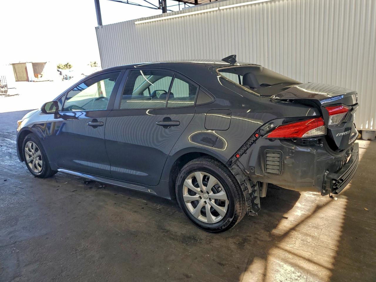 2025 TOYOTA COROLLA LE photo 2