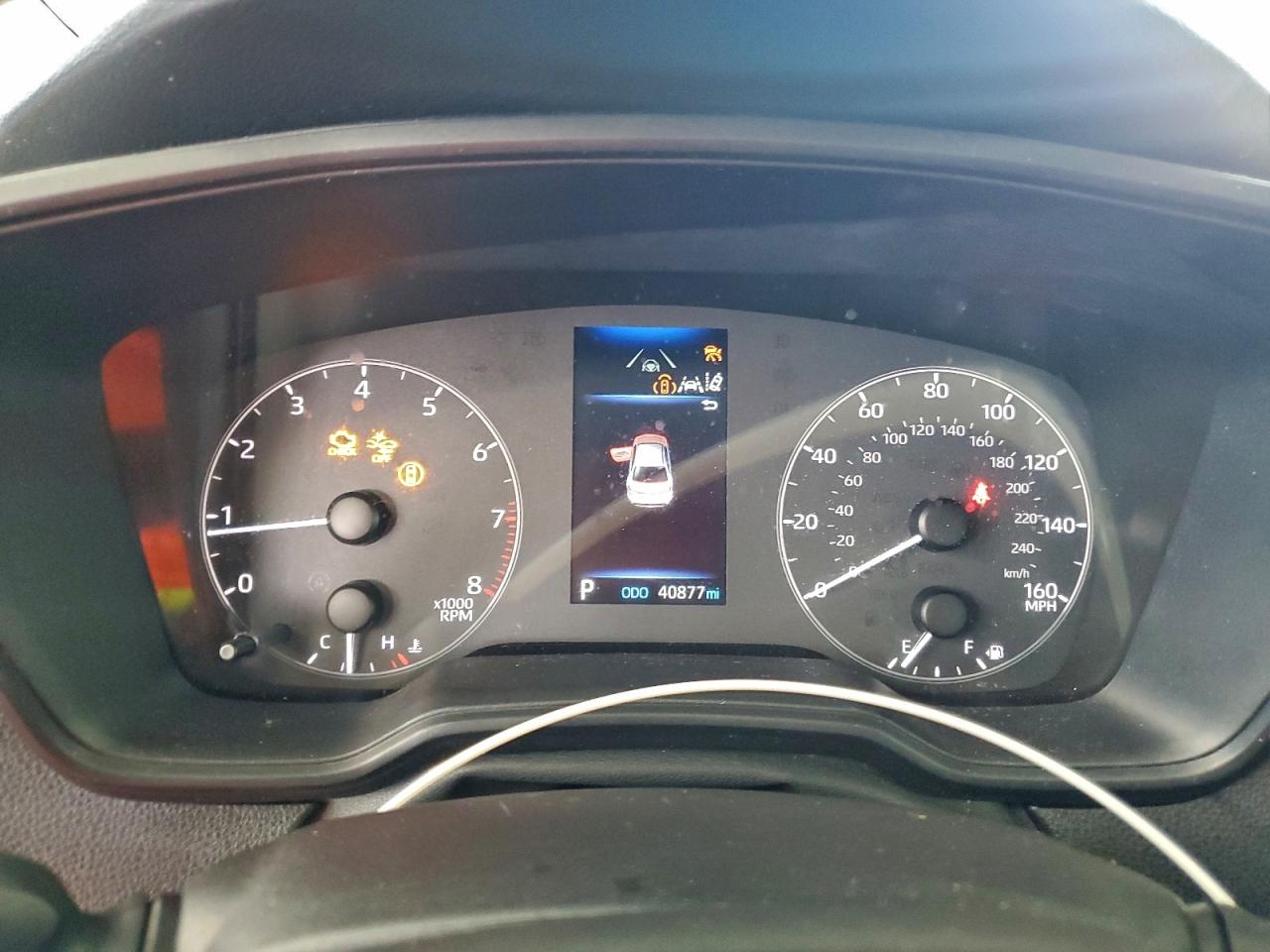2025 TOYOTA COROLLA LE photo 9