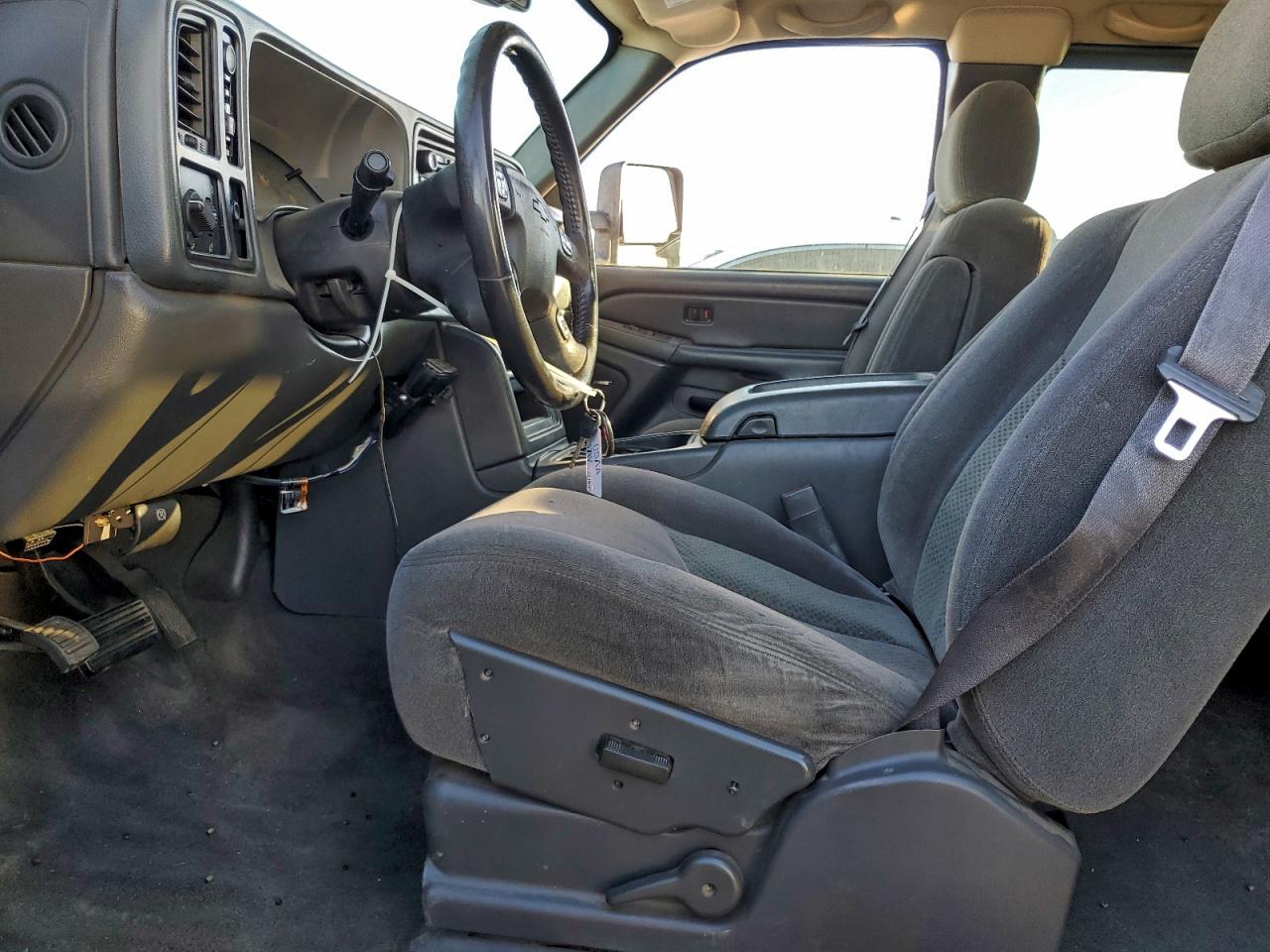 2006 CHEVROLET SILVERADO K1500 photo 7