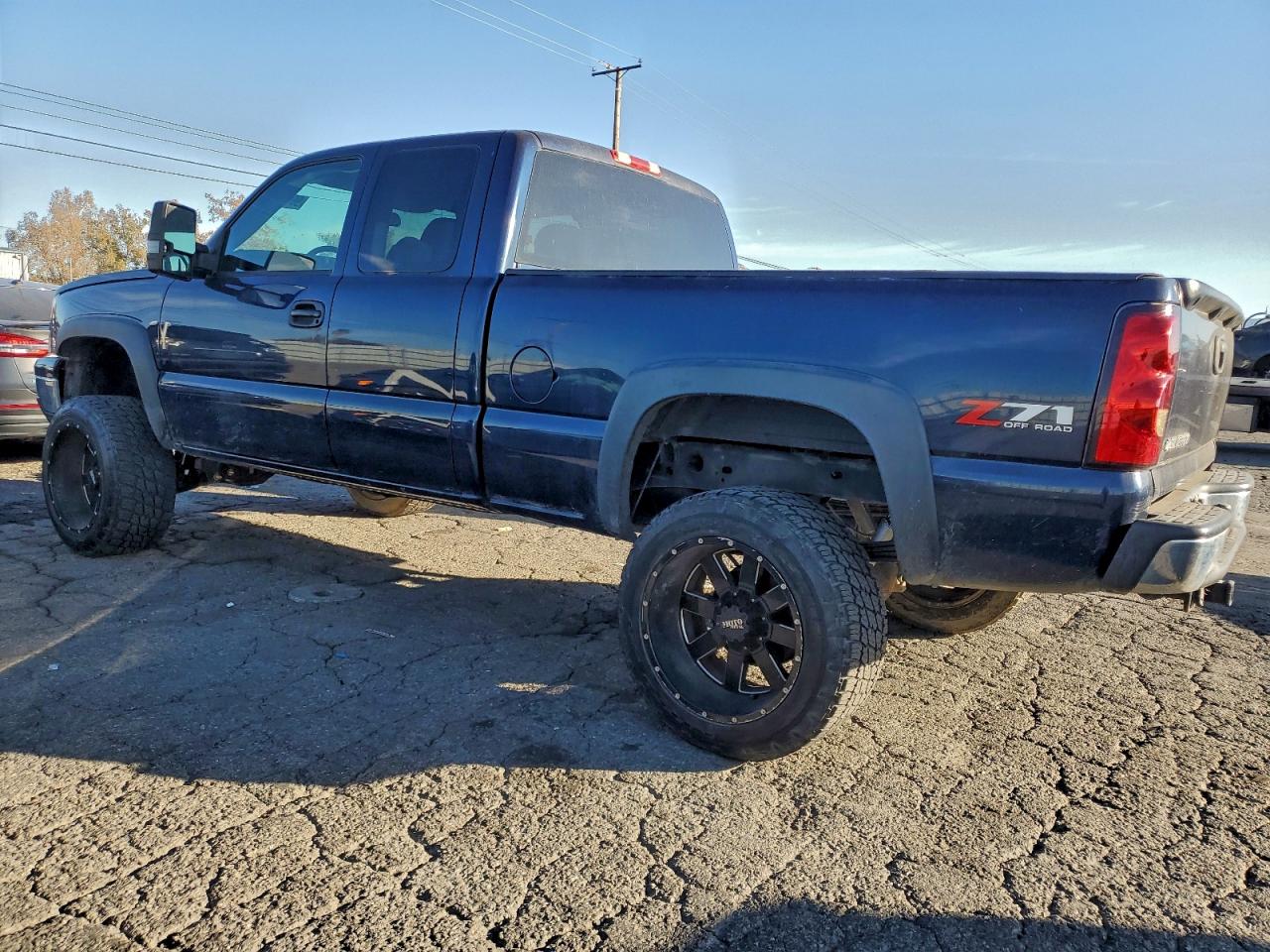 2006 CHEVROLET SILVERADO K1500 photo 2