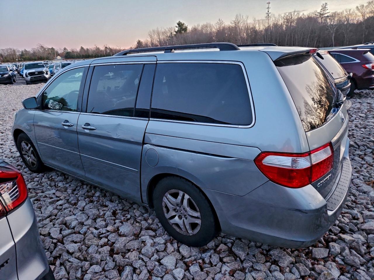 2007 HONDA ODYSSEY EX photo 2