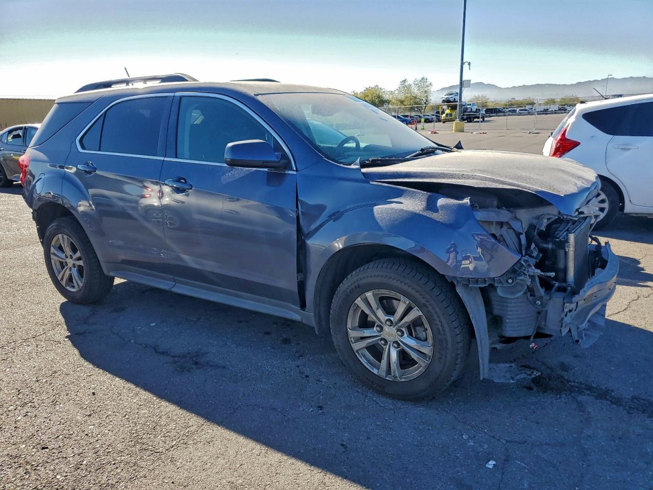 2014 CHEVROLET EQUINOX LT photo 4