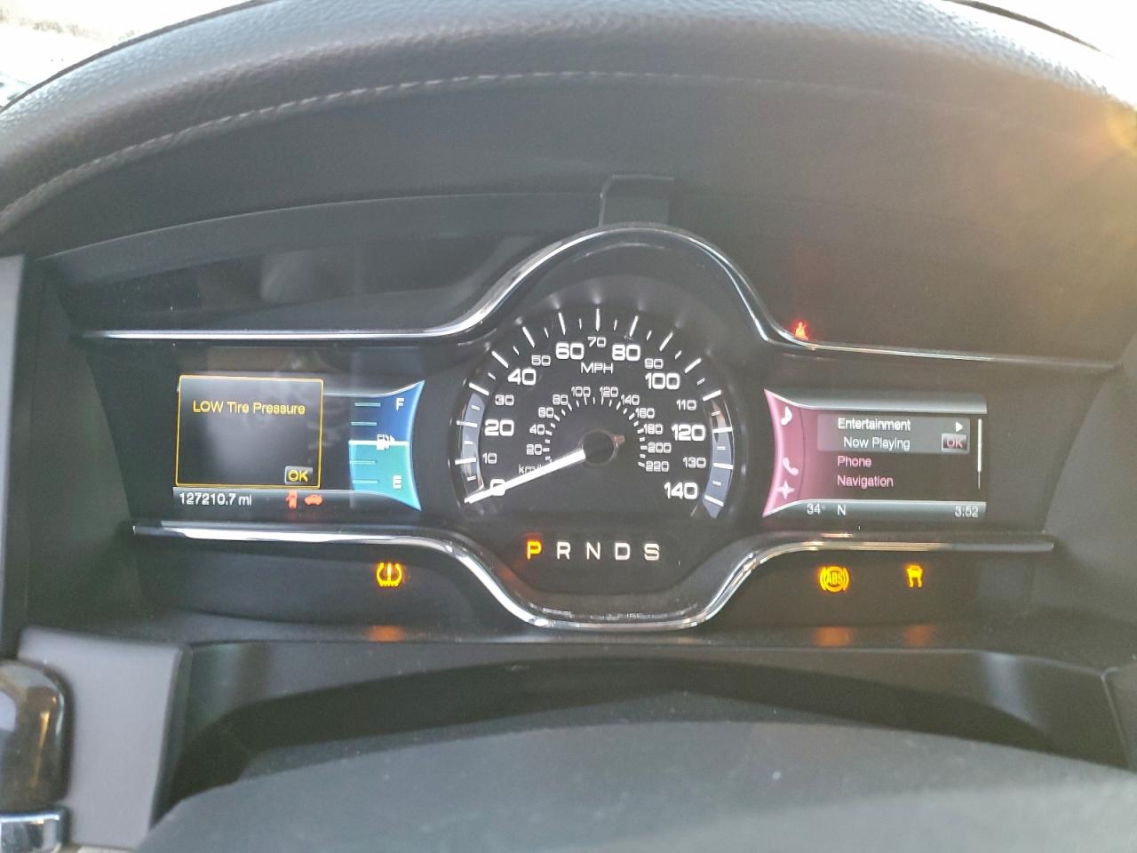 2013 LINCOLN MKS photo 17