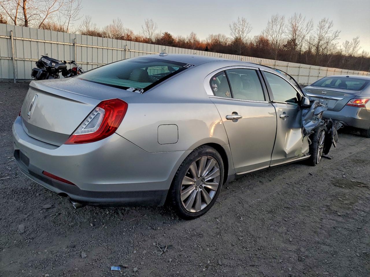 2013 LINCOLN MKS photo 5