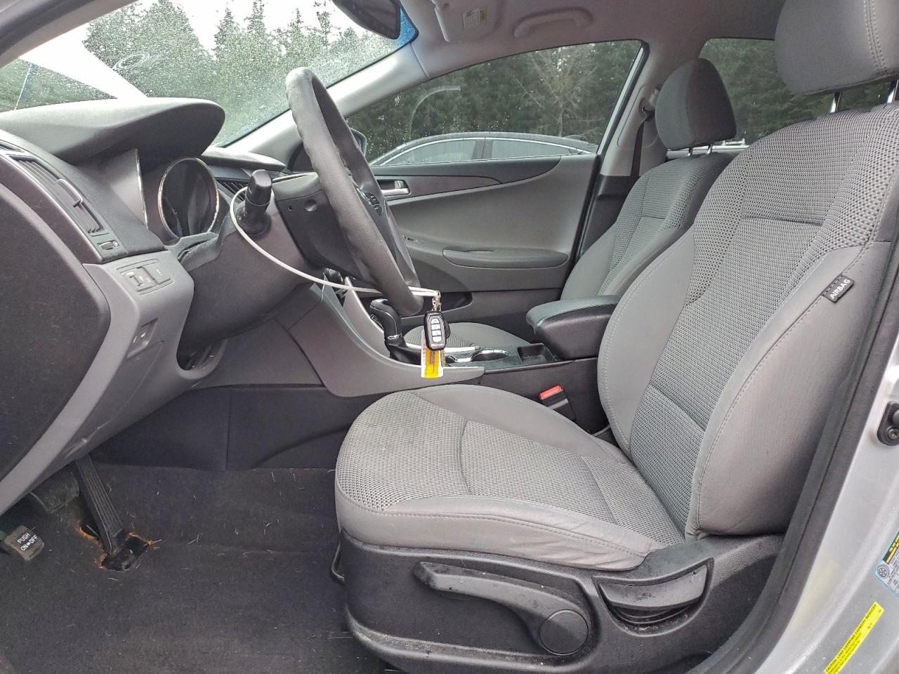 2012 HYUNDAI SONATA GLS photo 7