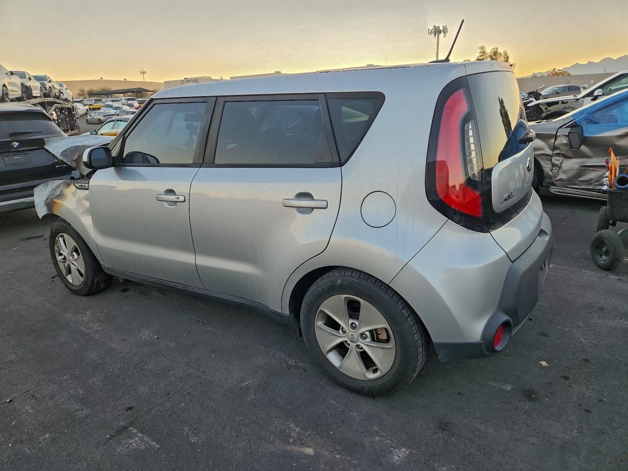 2016 KIA SOUL photo 2