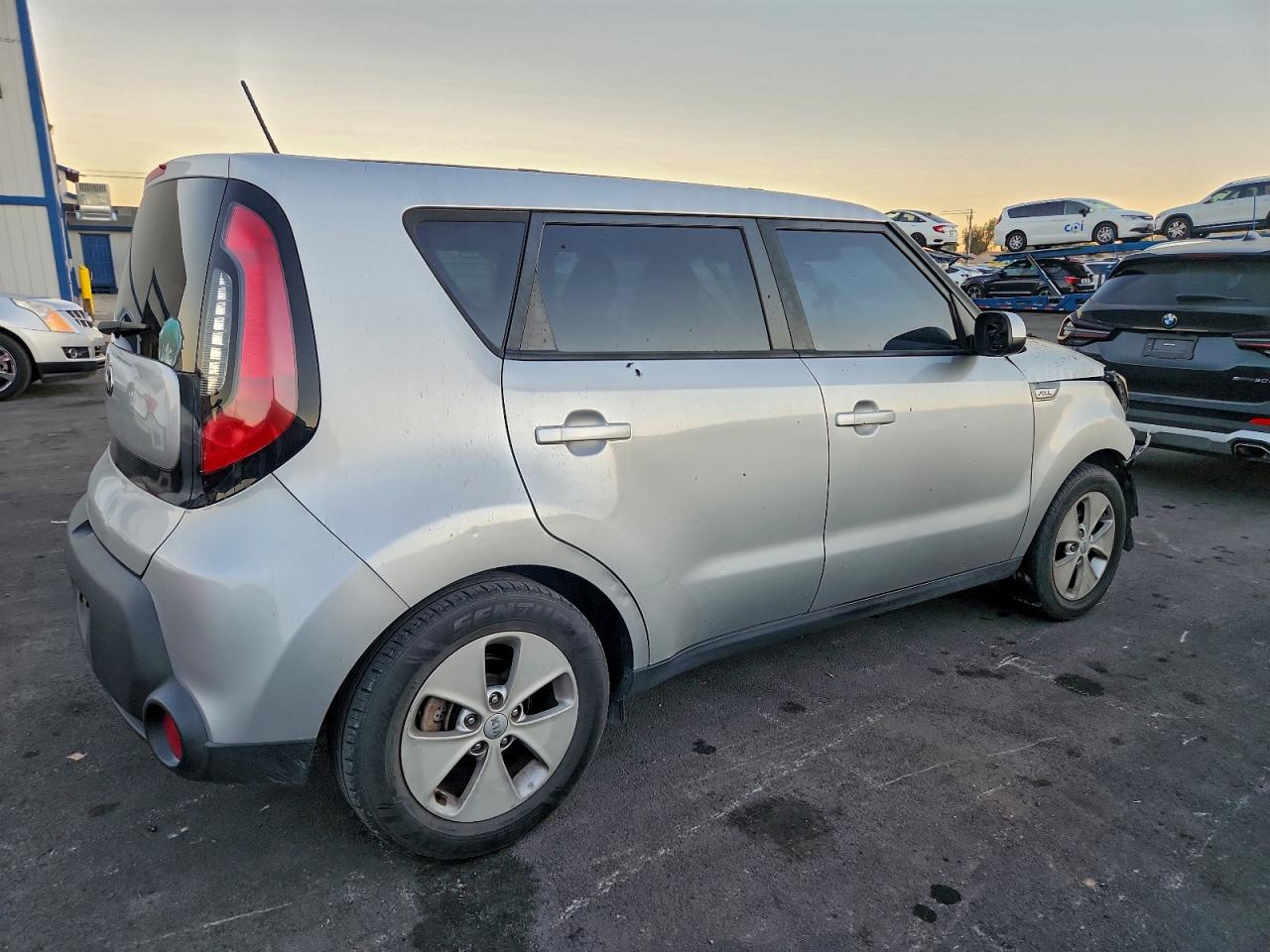 2016 KIA SOUL photo 3