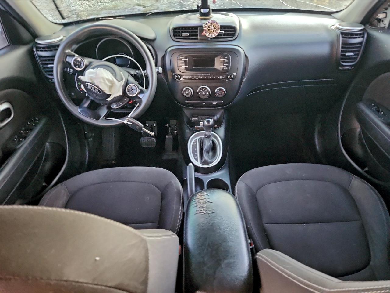2016 KIA SOUL photo 8