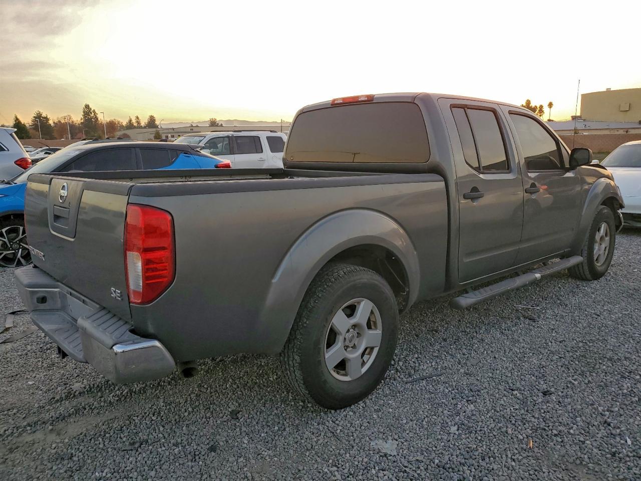 2007 NISSAN FRONTIER CREW CAB LE photo 3